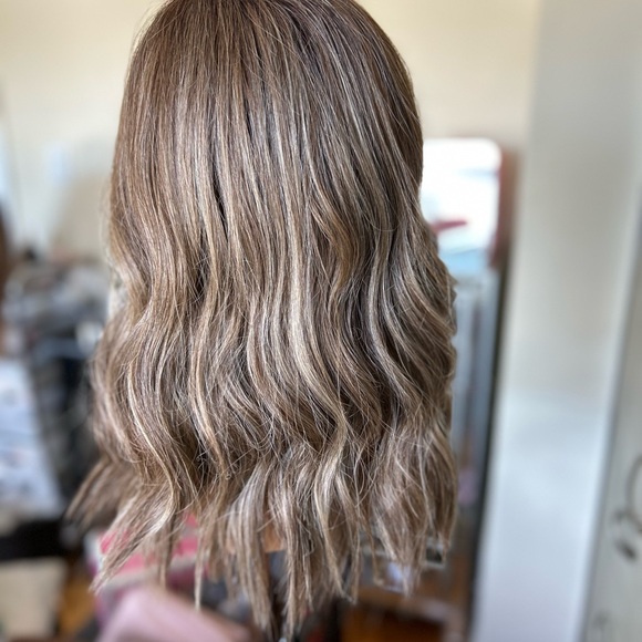 Hair Belle Tress Nitro 16 Wig In Color Brown Sugar Sweet Cream Poshmark